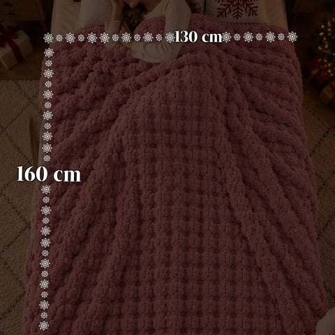 Zestaw miękkiego i otulającego koca oraz kapci | Miękki pled 130x160 cm, kapcie w rozmiarze uniwersalnym, 4 kolory