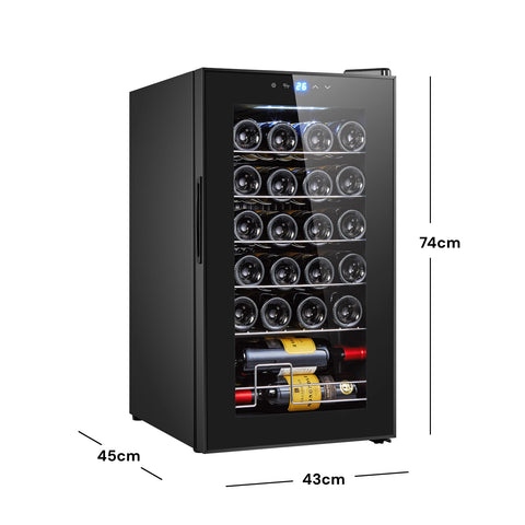 Cantinetta vini da 24 bottiglie 70 litri Corte Vigna con dimensioni complete 74x45x43cm, display digitale e illuminazione LED blu