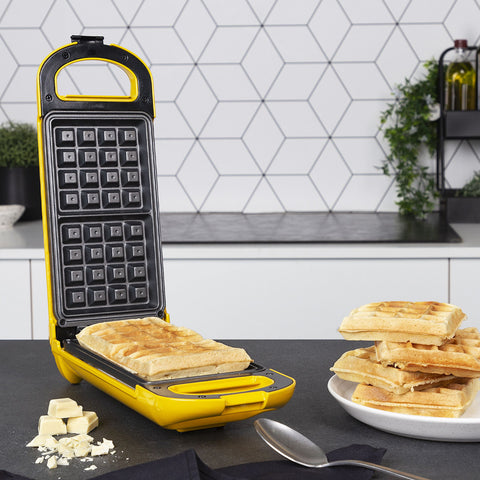 immagine-5-princess-piastra-elettrica-per-waffle-antiaderente-con-piedini-antiscivolo-700w-giallo-ean-8713016092069