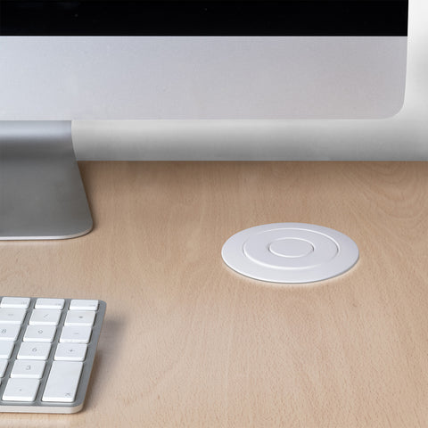 immagine-2-emuca-multipresa-a-scomparsa-verticale-da-scrivania-eu-con-3-prese-schuko-e-2-porte-usb-6cm-bianco-ean-8432393286686